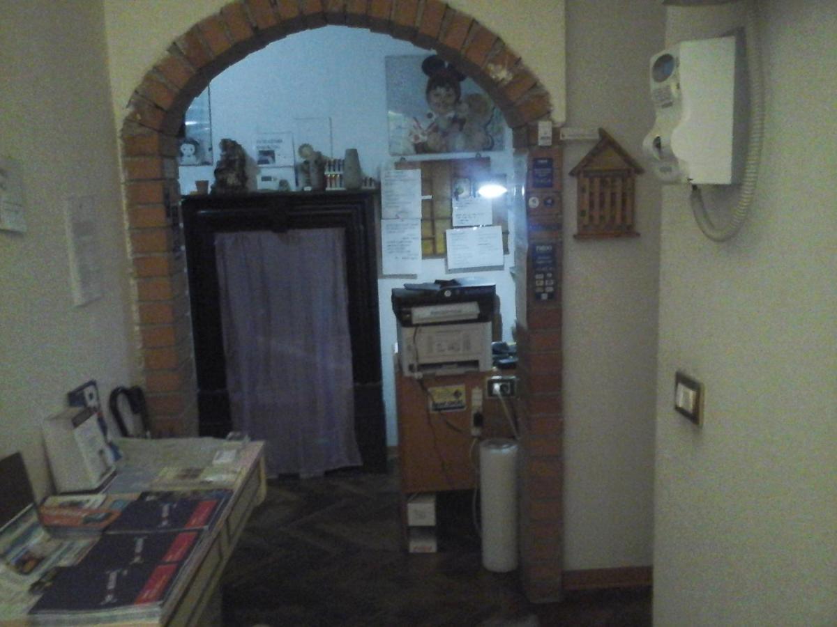 B&B Angelo Trieste Bagian luar foto